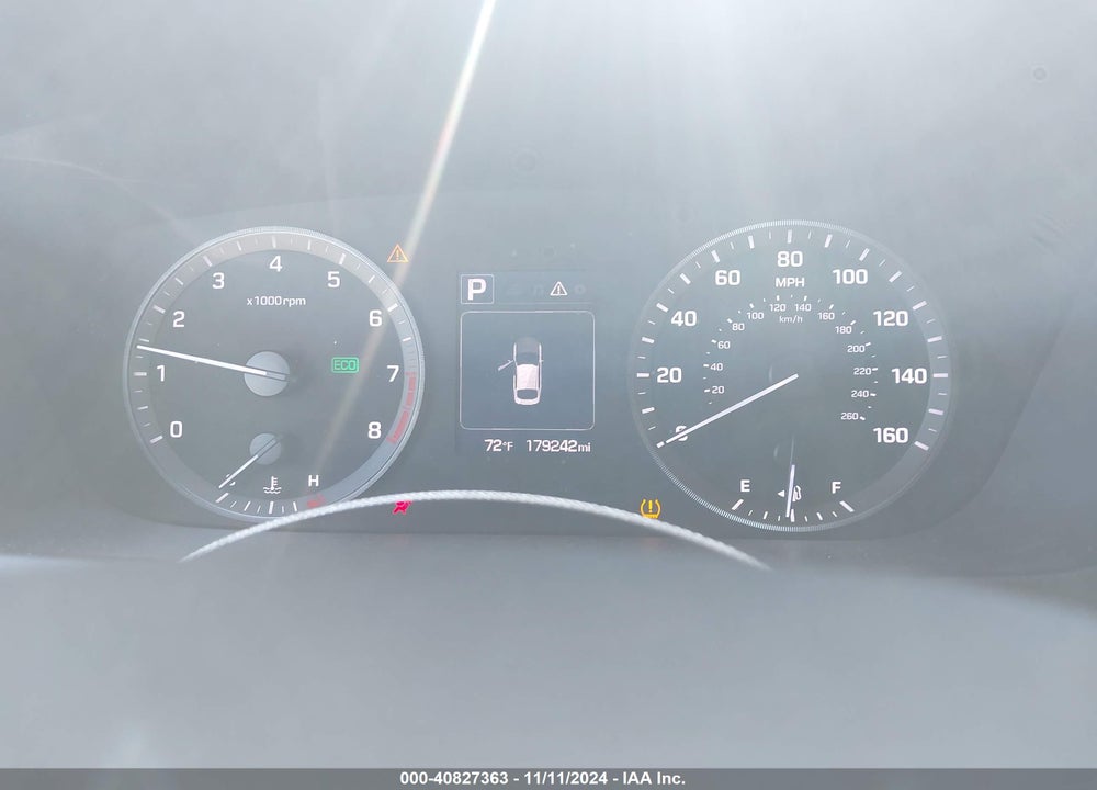 2015 HYUNDAI SONATA VIN: 5NPE24AF2FH093626