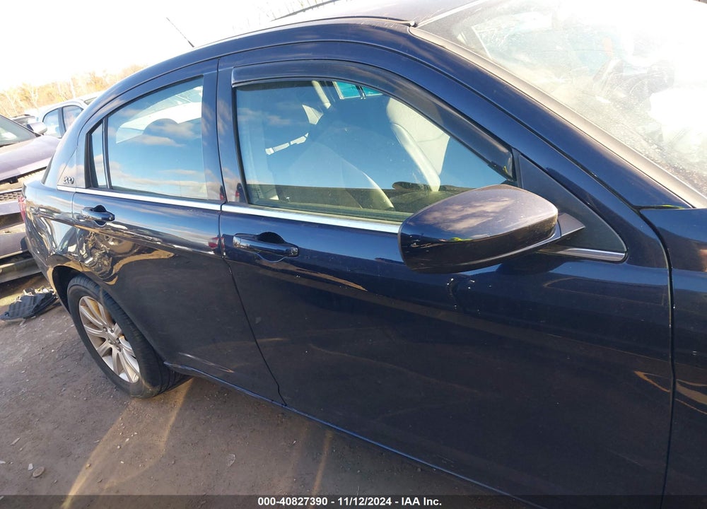 2011 CHRYSLER 200 TOURING VIN: 1C3BC1FG5BN503124