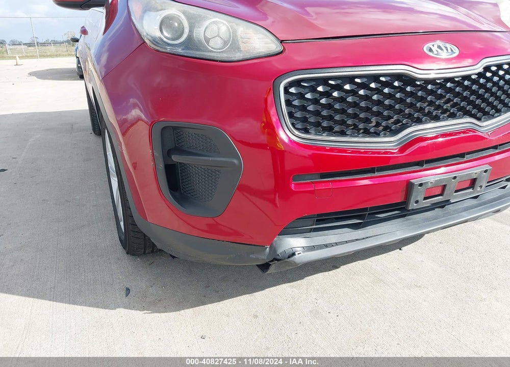 2018 KIA SPORTAGE LX VIN: KNDPM3AC6J7355860