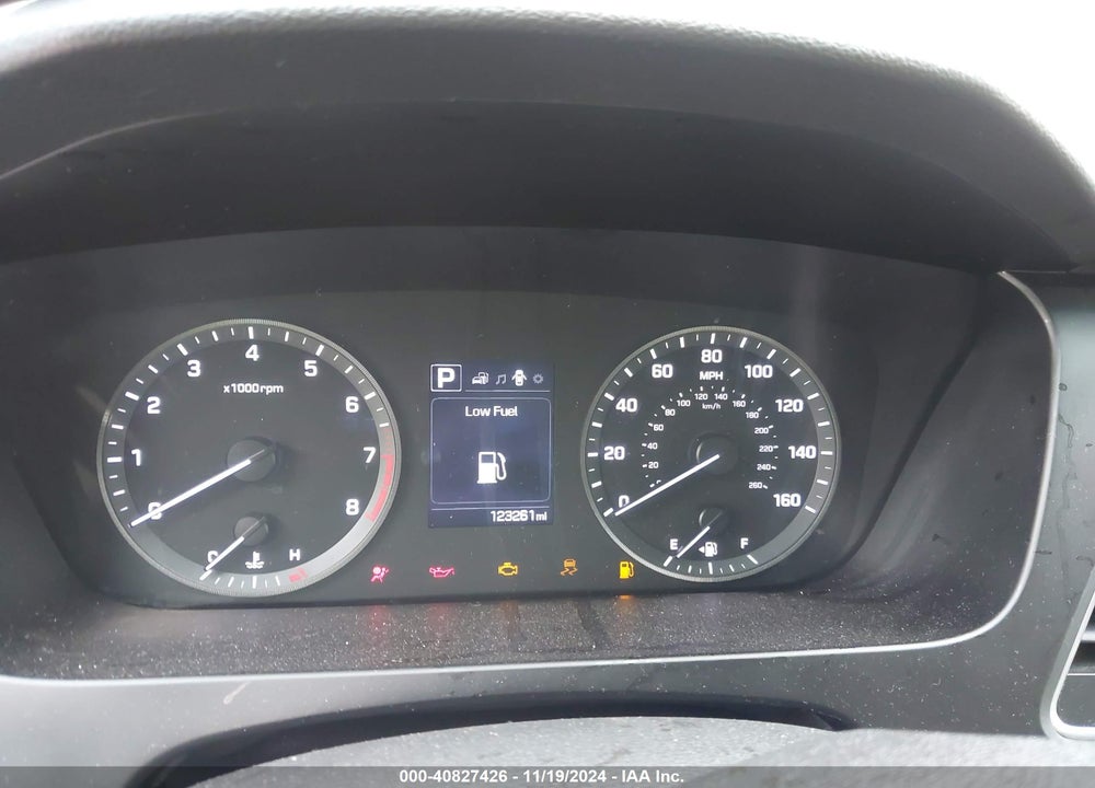 2017 HYUNDAI SONATA SE VIN: 5NPE24AF1HH587530