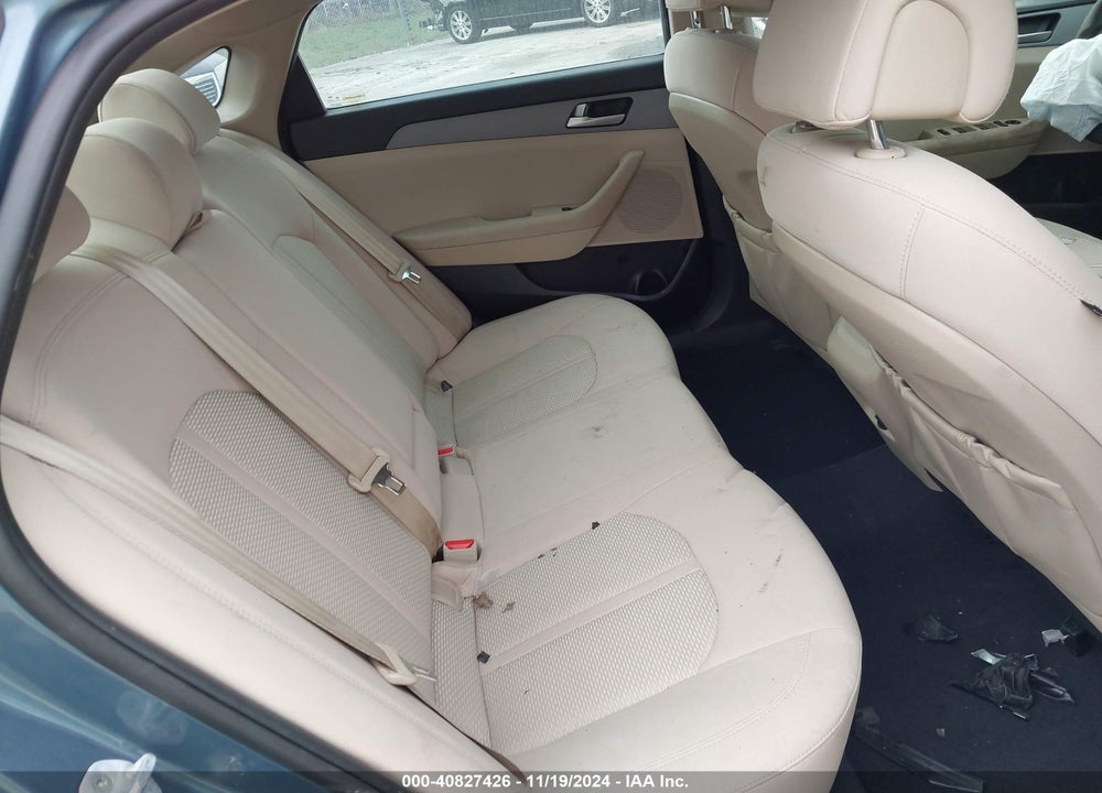 2017 HYUNDAI SONATA SE VIN: 5NPE24AF1HH587530