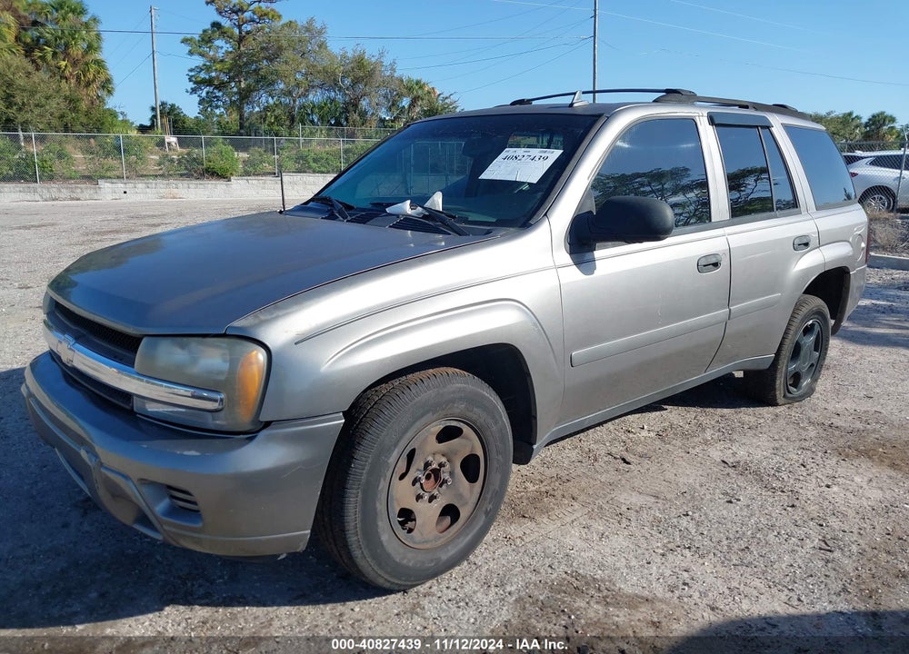 2007 CHEVROLET TRAILBLAZER LS VIN: 1GNDS13S372102963
