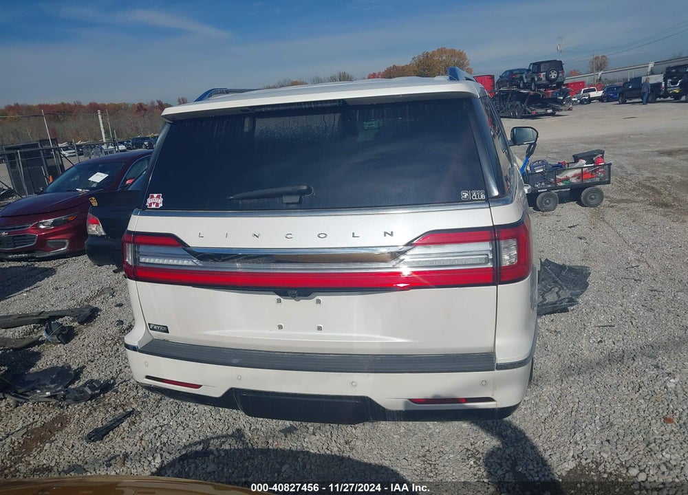 2019 LINCOLN NAVIGATOR L SELECT VIN: 5LMJJ3HT7KEL05365