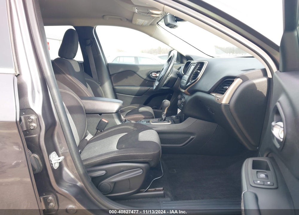 2014 JEEP CHEROKEE VIN: 1C4PJMCS1EW310906