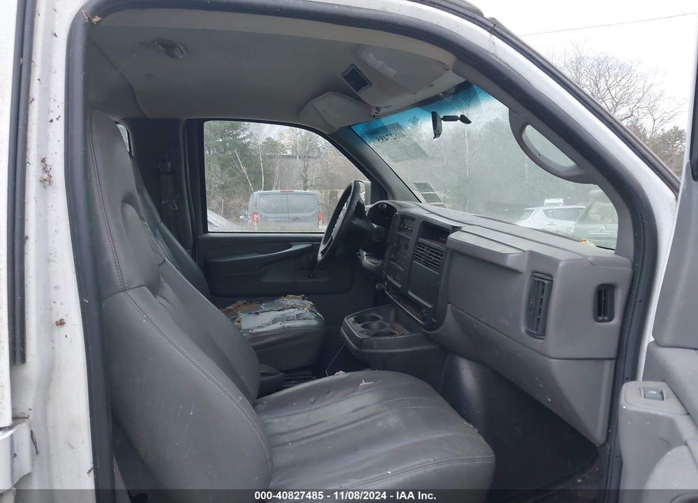 2006 CHEVROLET EXPRESS LS VIN: 1GNFG15X361256175