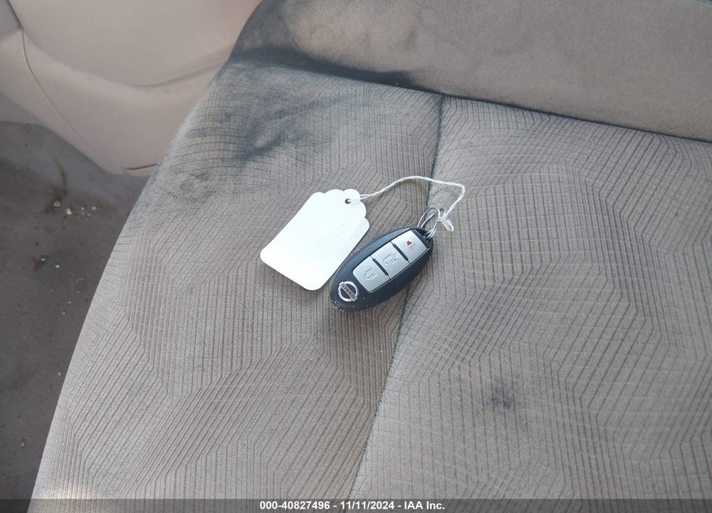 2014 NISSAN ROGUE SV VIN: 5N1AT2MVXEC763075