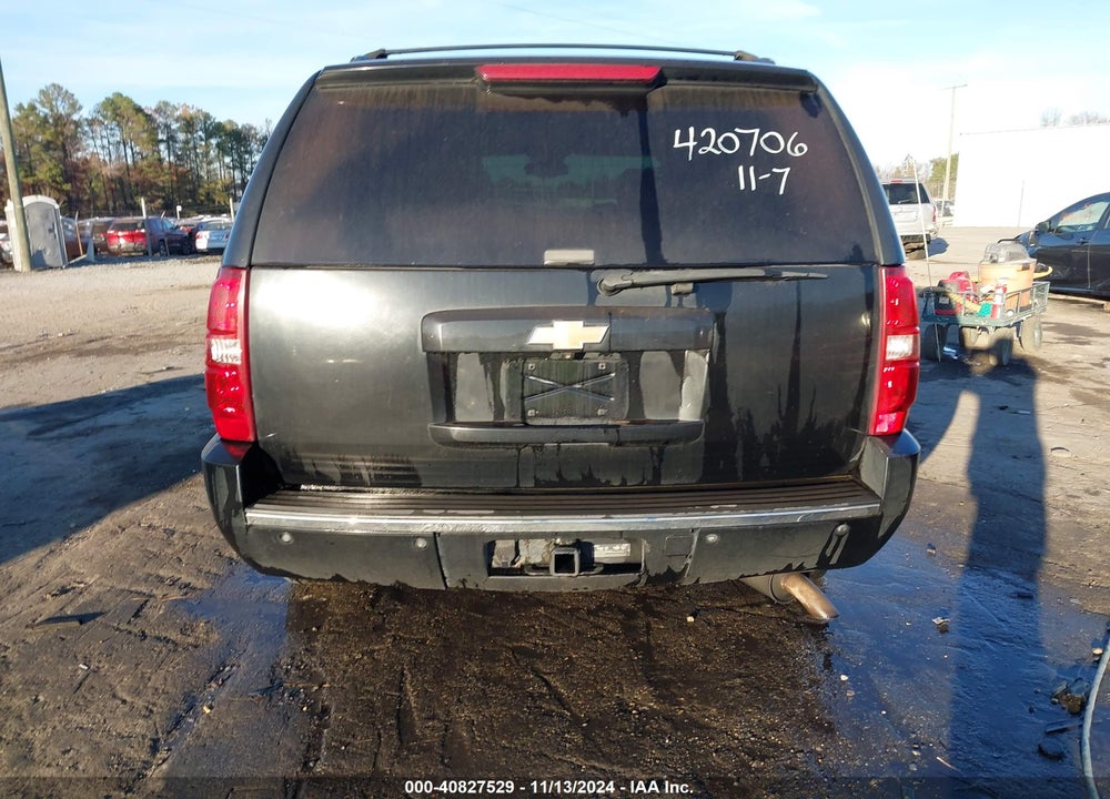 2009 CHEVROLET TAHOE LTZ VIN: 1GNFK33099R284262