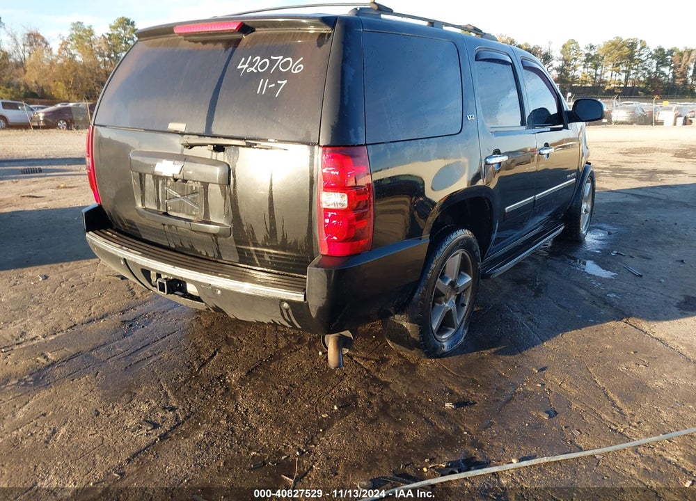 2009 CHEVROLET TAHOE LTZ VIN: 1GNFK33099R284262