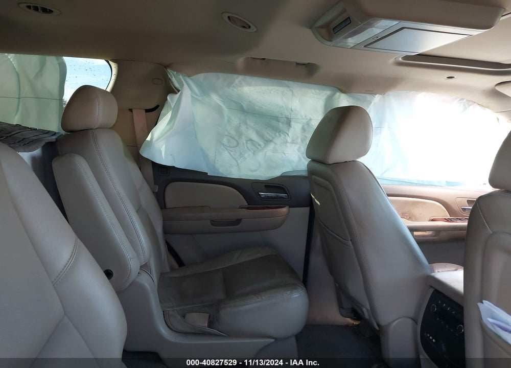 2009 CHEVROLET TAHOE LTZ VIN: 1GNFK33099R284262