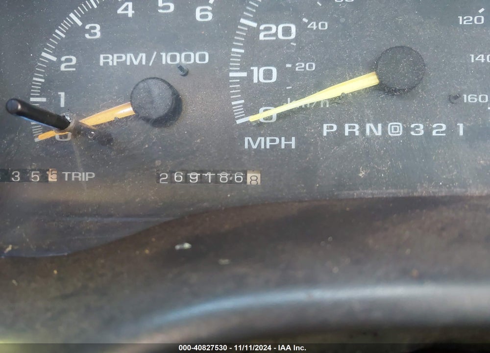 1998 CHEVROLET C1500 FLEETSIDE VIN: 1GCEC14R6WZ184778