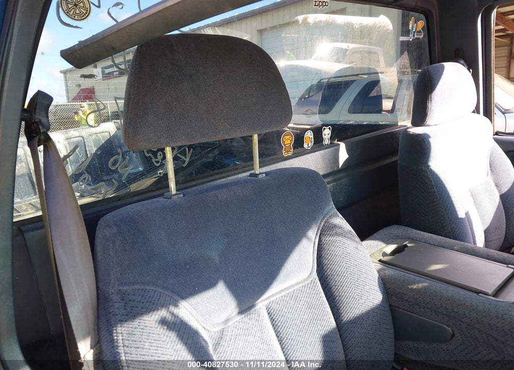 1998 CHEVROLET C1500 FLEETSIDE VIN: 1GCEC14R6WZ184778