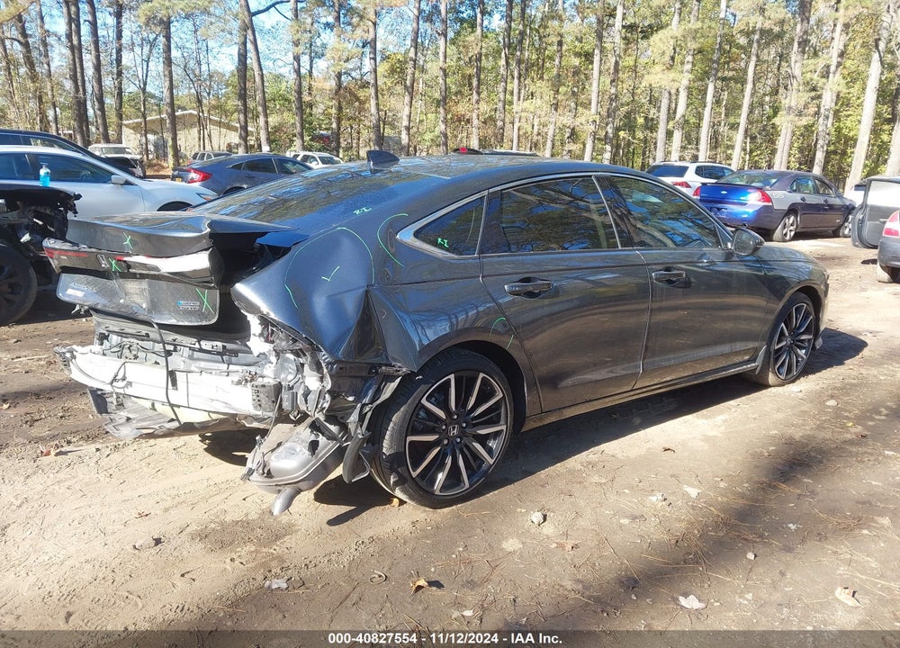 2024 HONDA ACCORD HYBRID TOURING VIN: 1HGCY2F88RA042004