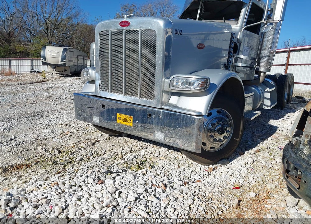 2012 PETERBILT 388 VIN: 1XPWD49X9CD162324