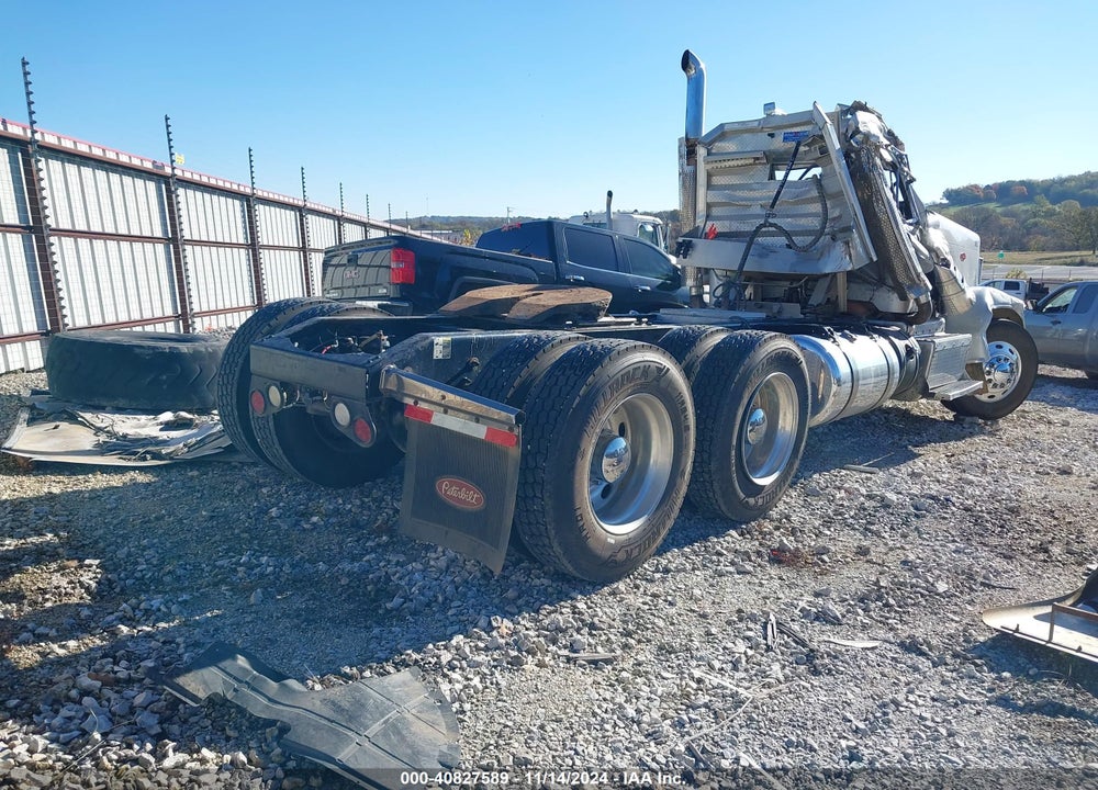 2012 PETERBILT 388 VIN: 1XPWD49X9CD162324