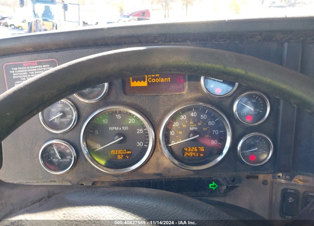 2012 PETERBILT 388 VIN: 1XPWD49X9CD162324
