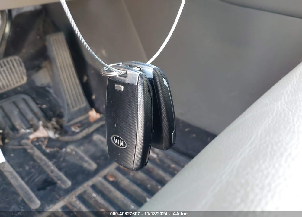 2017 KIA SPORTAGE EX VIN: KNDPN3AC3H7190454