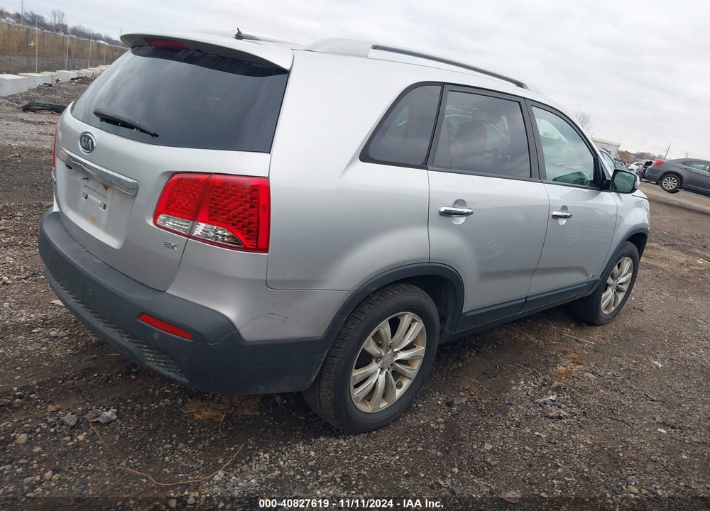 2011 KIA SORENTO EX VIN: 5XYKUCA10BG091192