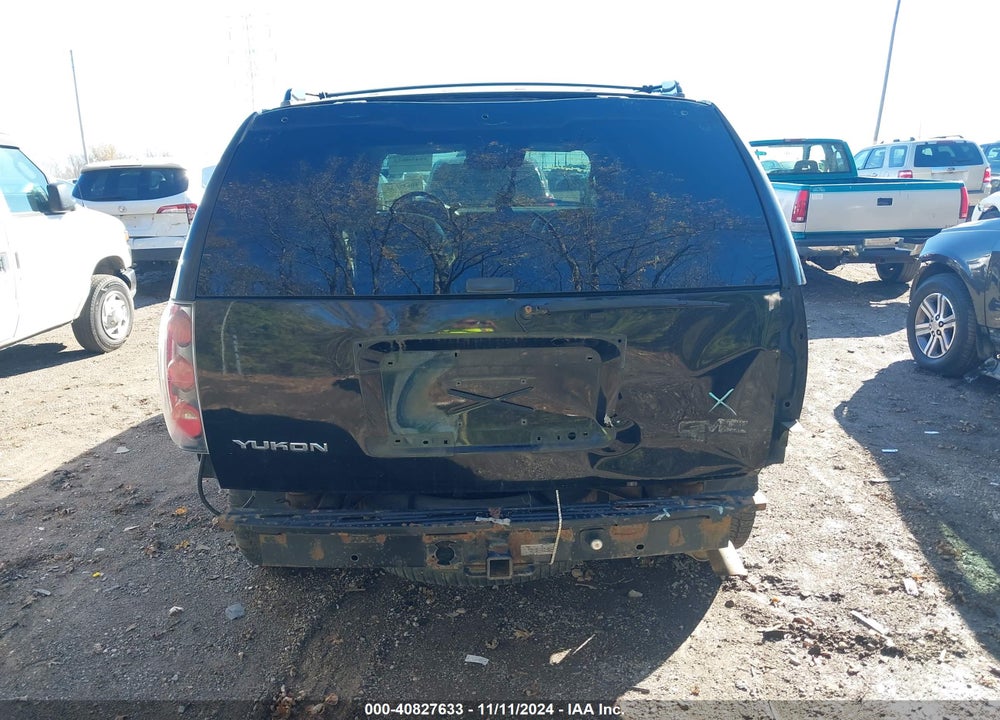2007 GMC YUKON DENALI VIN: 1GKFK63857J336597