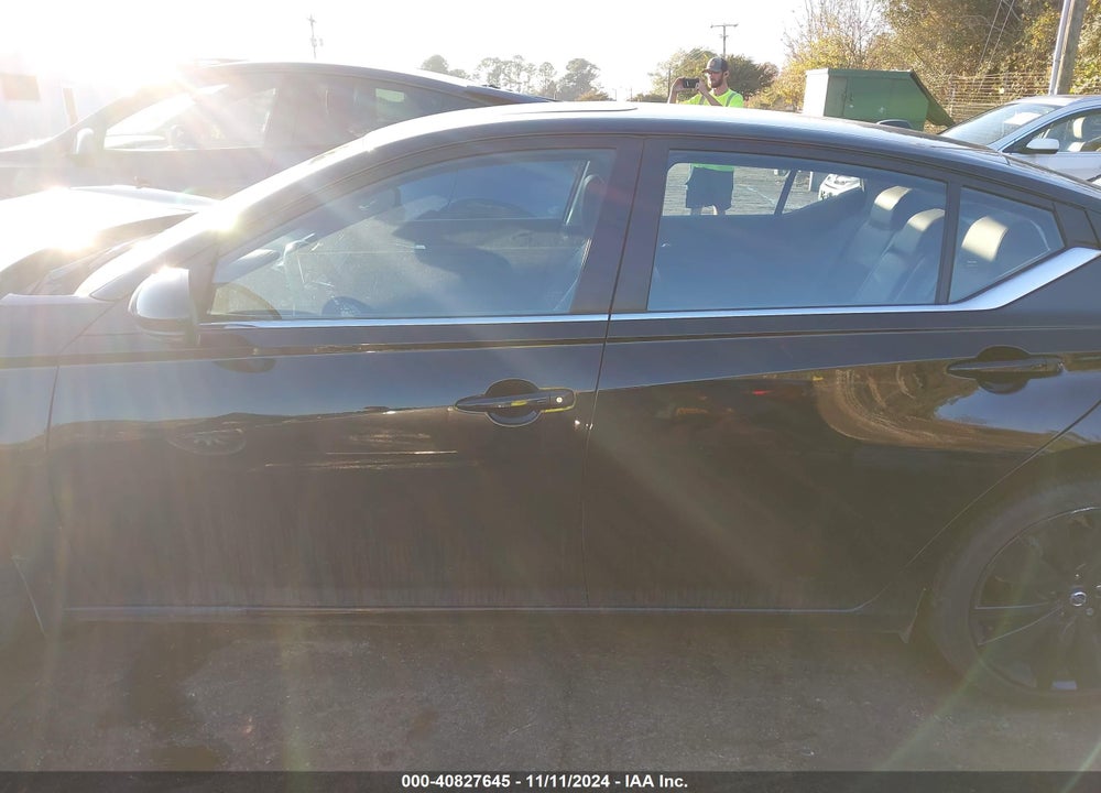 2022 NISSAN ALTIMA SR FWD VIN: 1N4BL4CV3NN358451