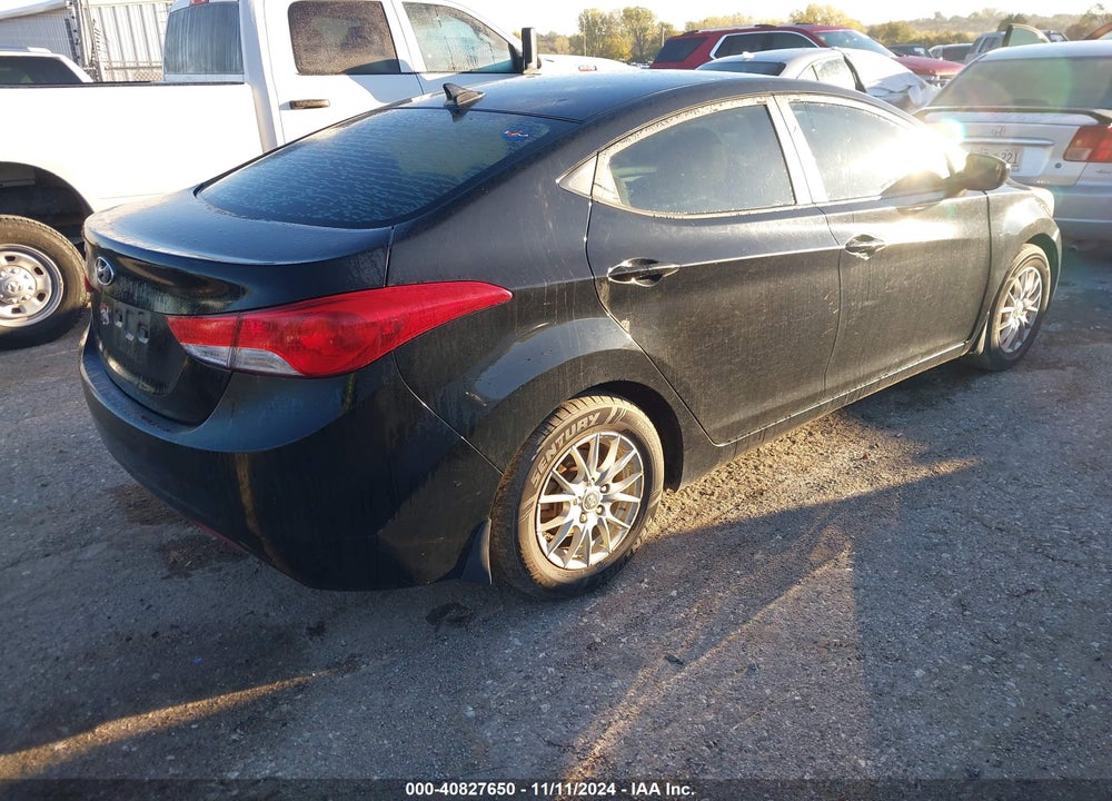 2013 HYUNDAI ELANTRA GLS VIN: KMHDH4AE3DU592550