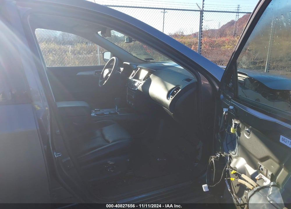 2019 NISSAN PATHFINDER SL VIN: 5N1DR2MM3KC614098