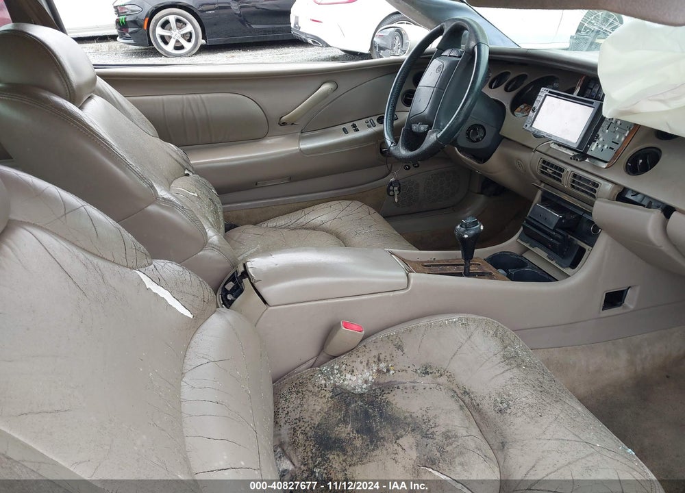 1998 BUICK RIVIERA VIN: 1G4GD2219W4706837
