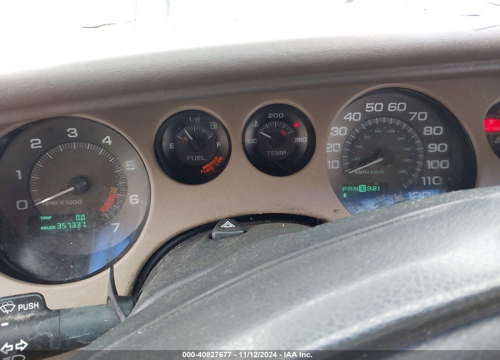 1998 BUICK RIVIERA VIN: 1G4GD2219W4706837