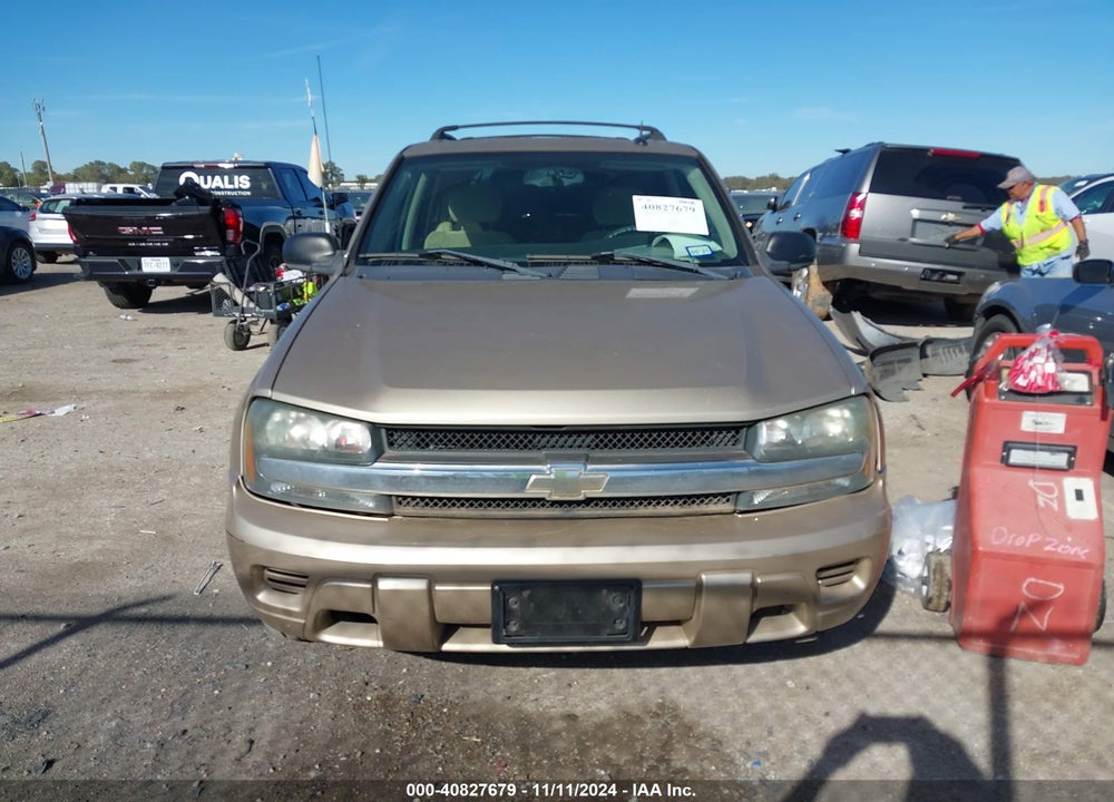 2005 CHEVROLET TRAILBLAZER LS VIN: 1GNDS13S052277989