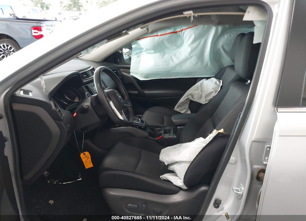 2018 NISSAN ROGUE SV VIN: JN8AT2MT9JW488007