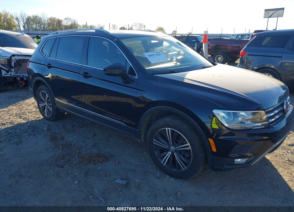 2018 VOLKSWAGEN TIGUAN 2.0T SE/2.0T SEL VIN: 3VV3B7AX7JM117053