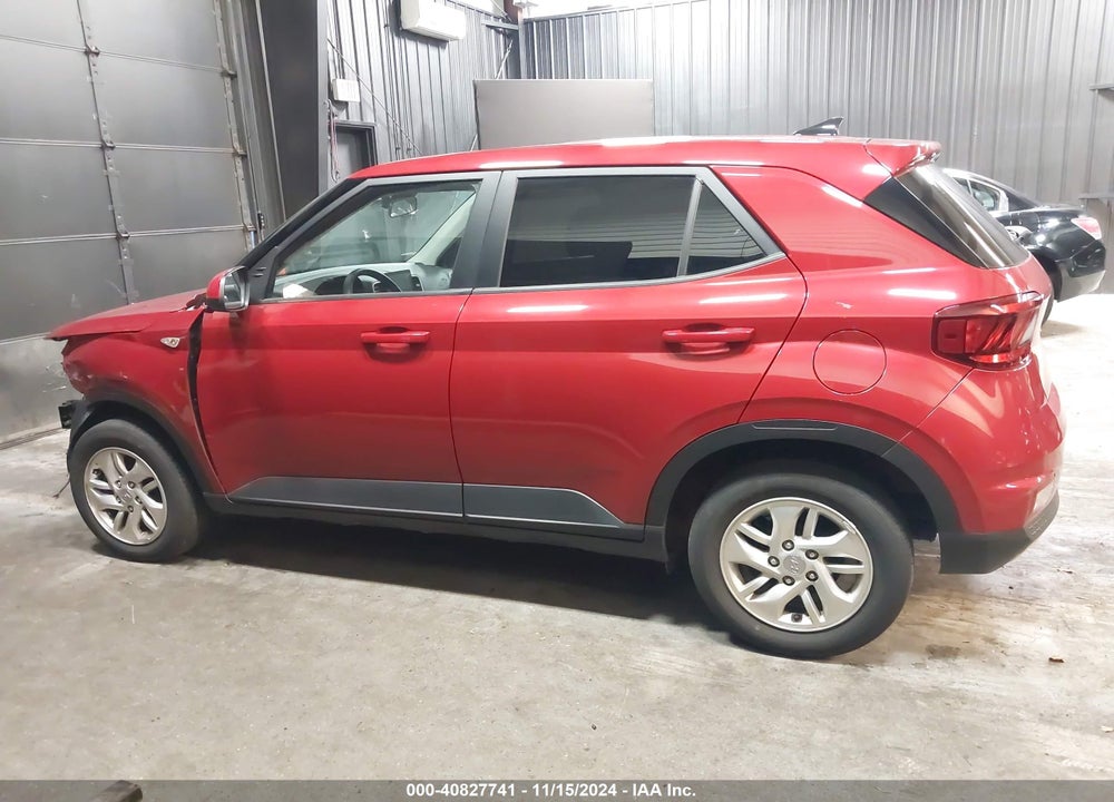 2022 HYUNDAI VENUE SE VIN: KMHRB8A38NU201178