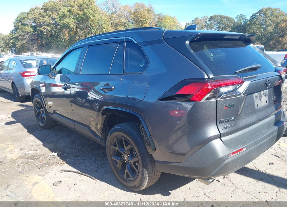 2022 TOYOTA RAV4 XLE VIN: 2T3W1RFV1NC180012