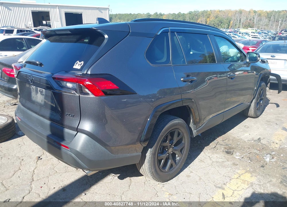 2022 TOYOTA RAV4 XLE VIN: 2T3W1RFV1NC180012