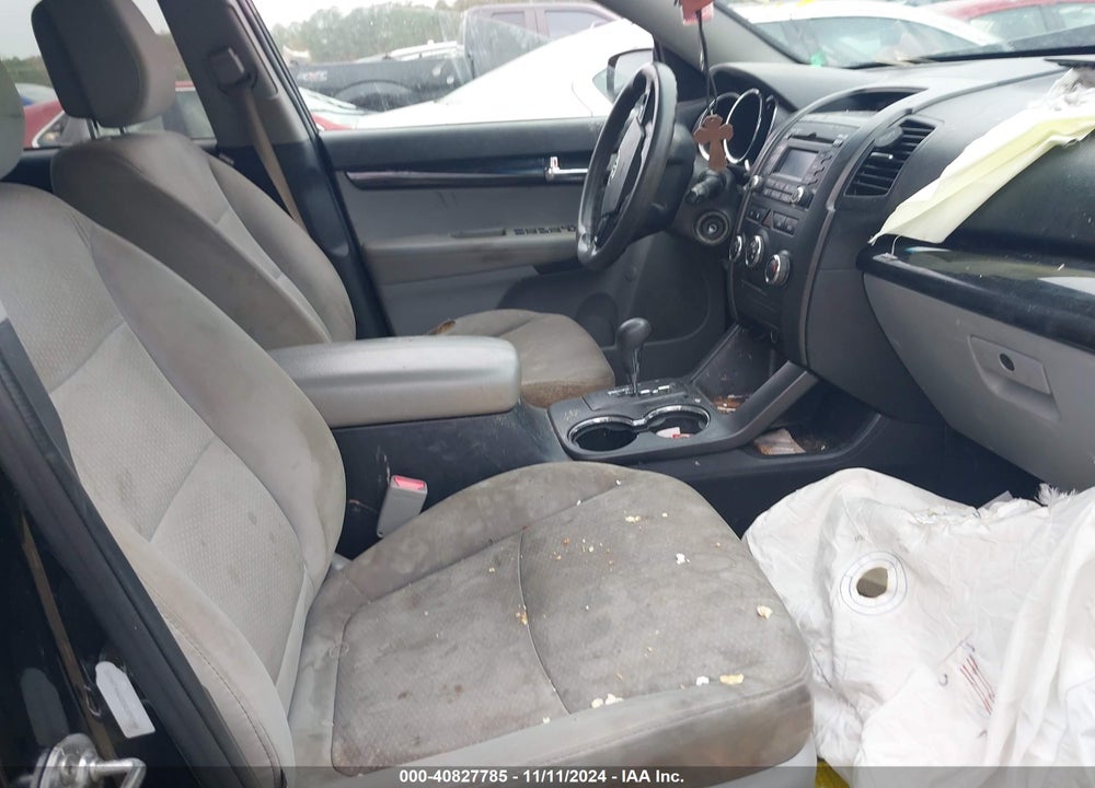 2013 KIA SORENTO VIN: 5XYKT4A22DG389344