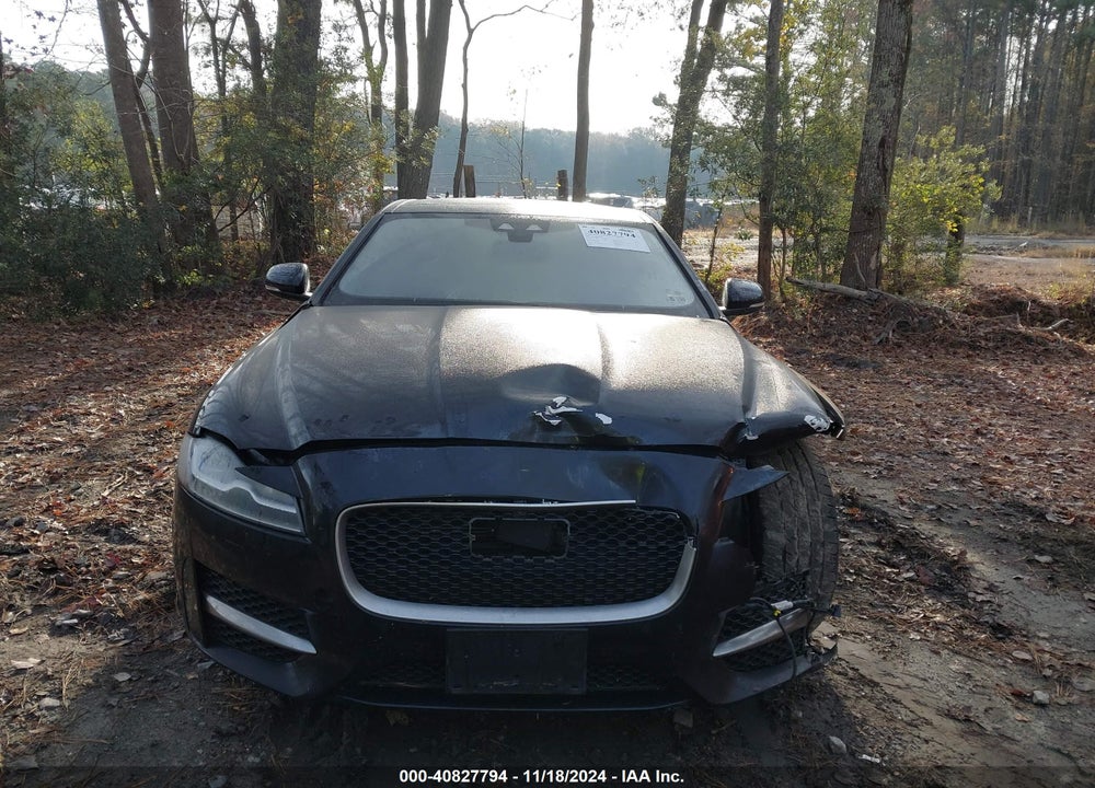2017 JAGUAR XF VIN: SAJBL4BVXHCY27211