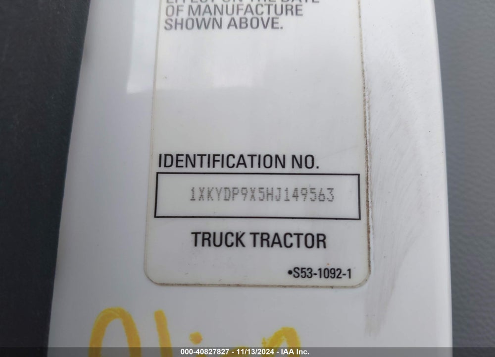2017 KENWORTH T680 VIN: 1XKYDP9X5HJ149563