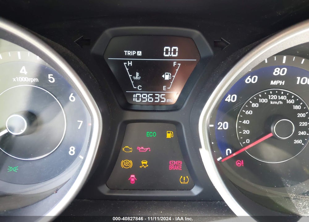 2015 HYUNDAI ELANTRA LIMITED VIN: 5NPDH4AE4FH572132