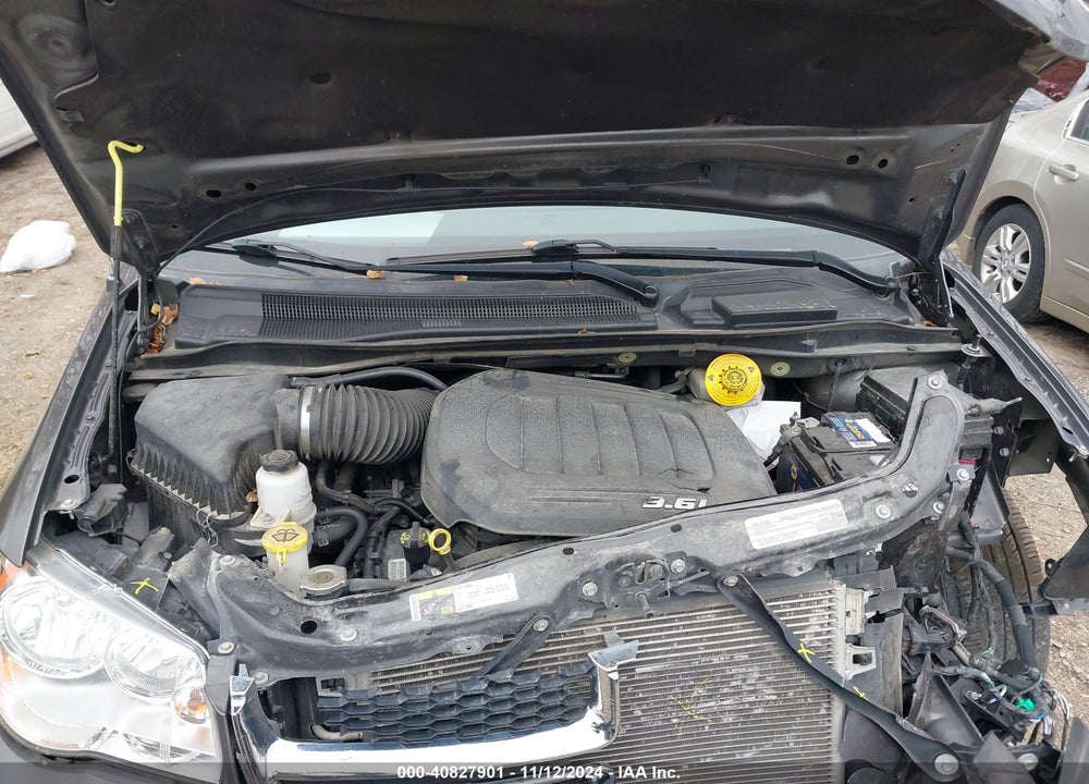 2018 DODGE GRAND CARAVAN SXT VIN: 2C4RDGCG2JR300692