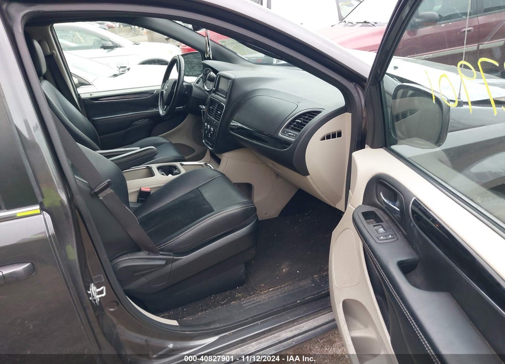 2018 DODGE GRAND CARAVAN SXT VIN: 2C4RDGCG2JR300692