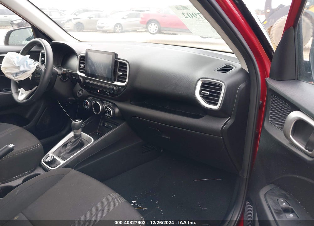 2024 HYUNDAI VENUE SEL VIN: KMHRC8A36RU282751