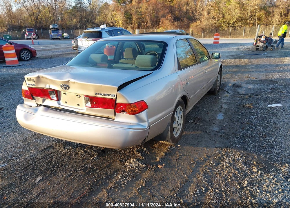 2001 TOYOTA CAMRY LE VIN: 4T1BG22K41U861749