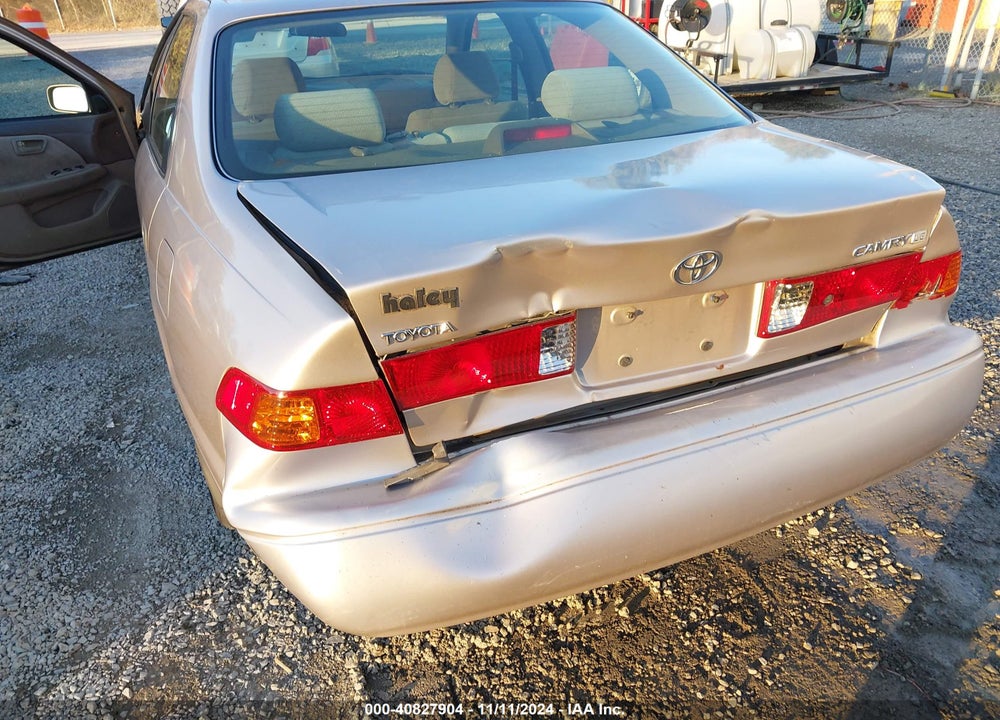 2001 TOYOTA CAMRY LE VIN: 4T1BG22K41U861749