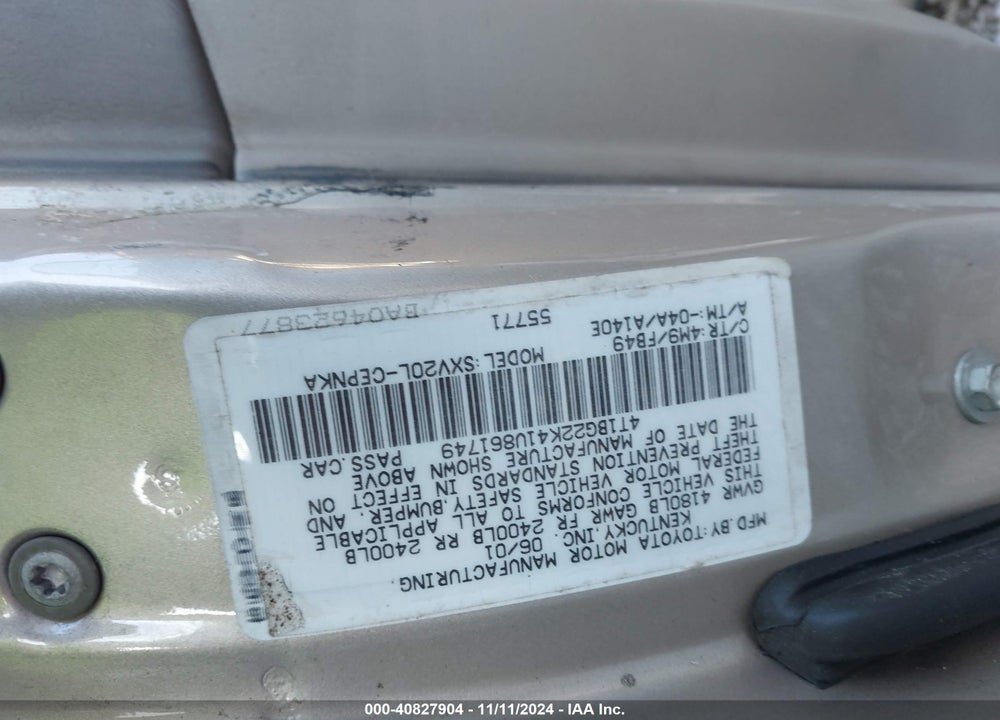 2001 TOYOTA CAMRY LE VIN: 4T1BG22K41U861749