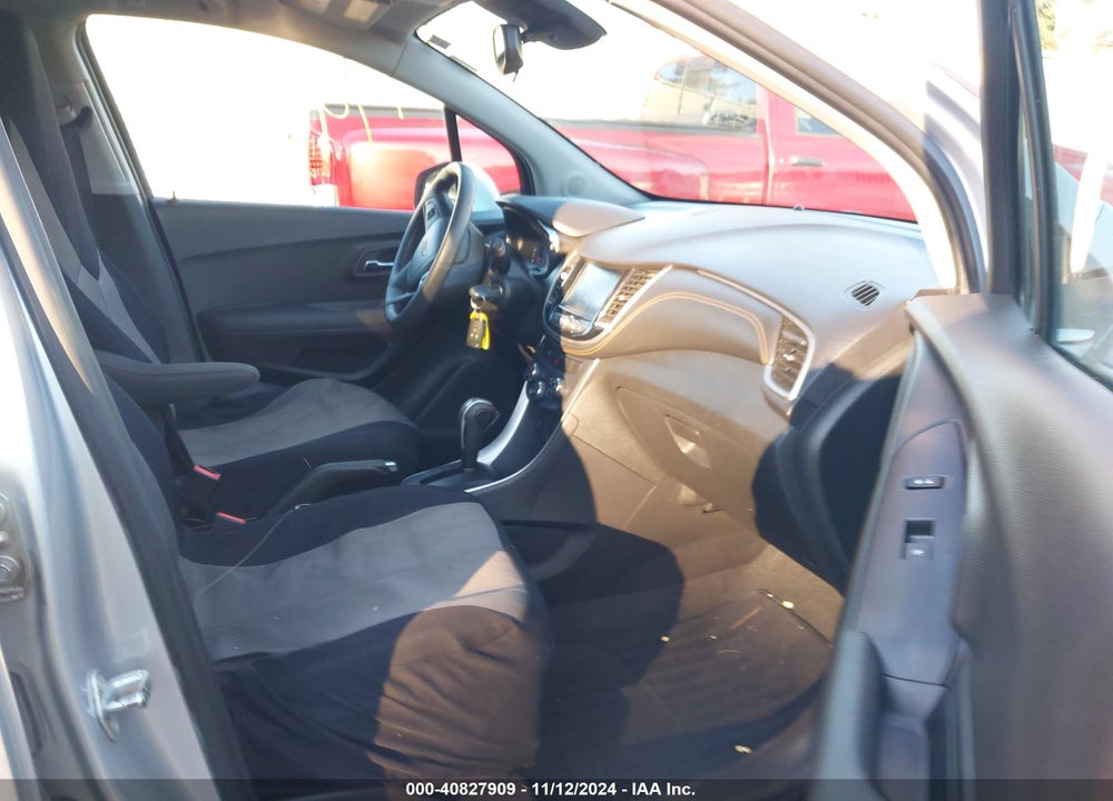 2017 CHEVROLET TRAX LT VIN: 3GNCJPSB9HL146906