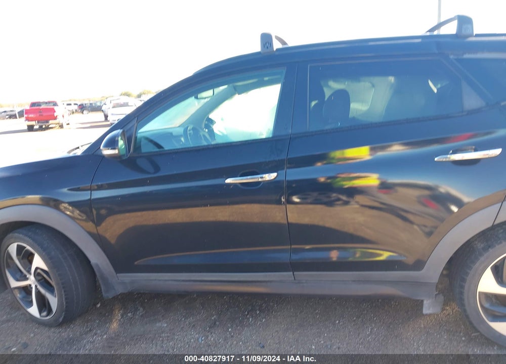 2016 HYUNDAI TUCSON LIMITED VIN: KM8J33A22GU169531
