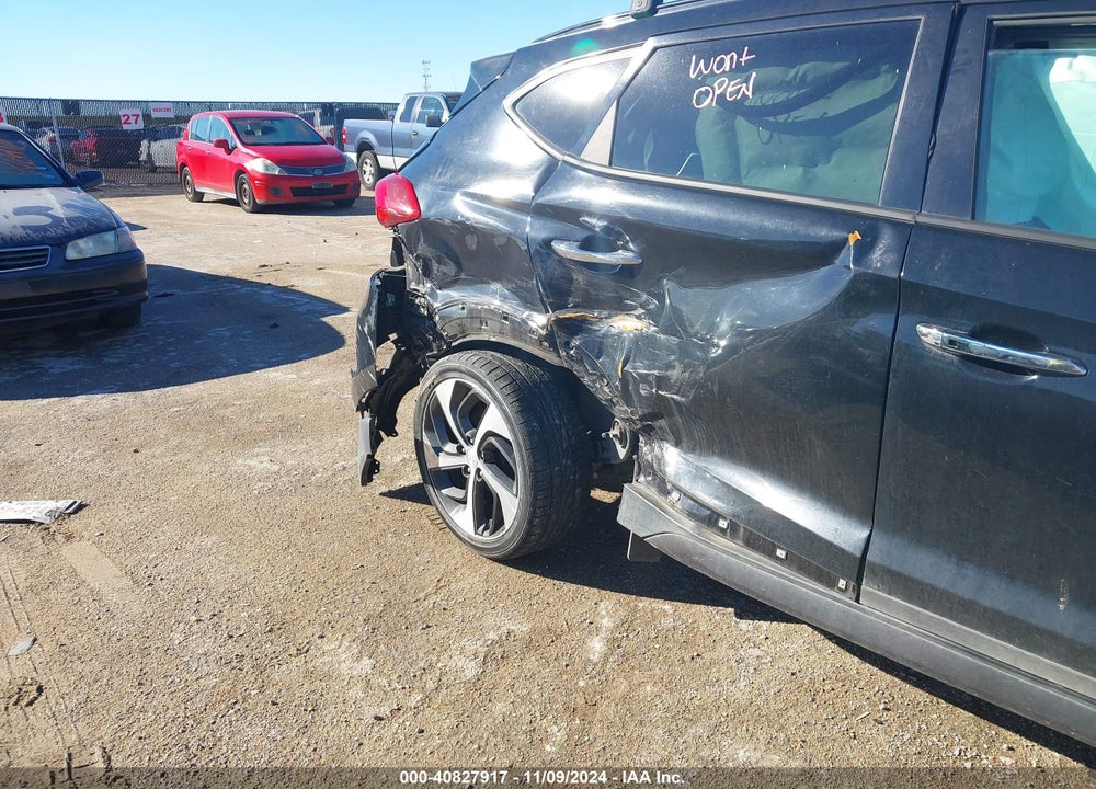 2016 HYUNDAI TUCSON LIMITED VIN: KM8J33A22GU169531