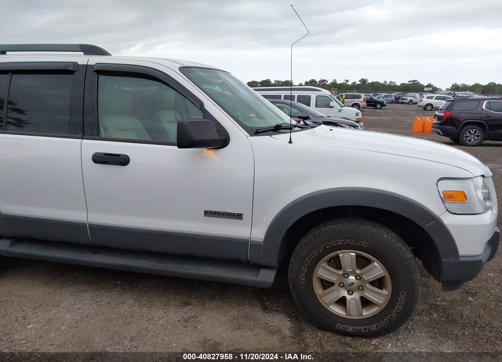 2006 FORD EXPLORER XLT VIN: 1FMEU73E16ZA16640