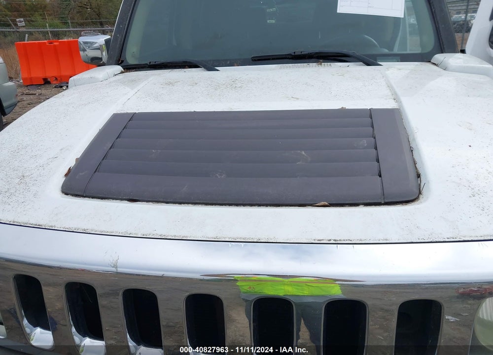 2006 HUMMER H3 SUV VIN: 5GTDN136568322984