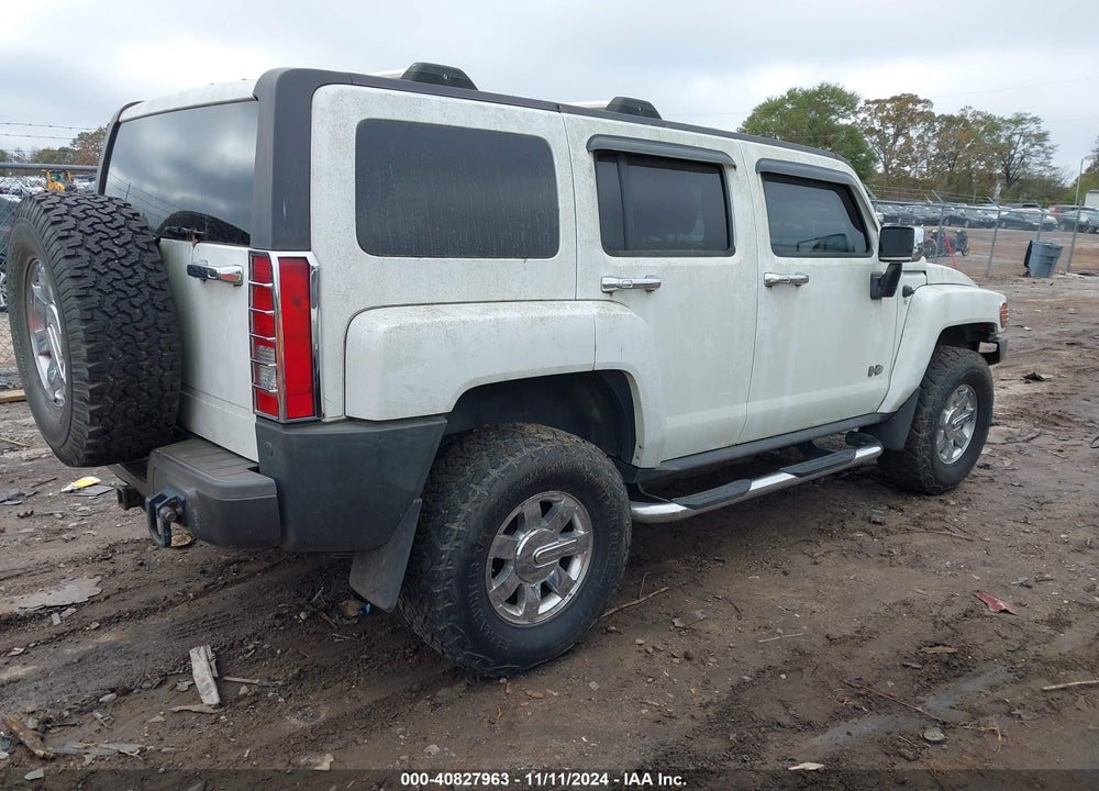 2006 HUMMER H3 SUV VIN: 5GTDN136568322984