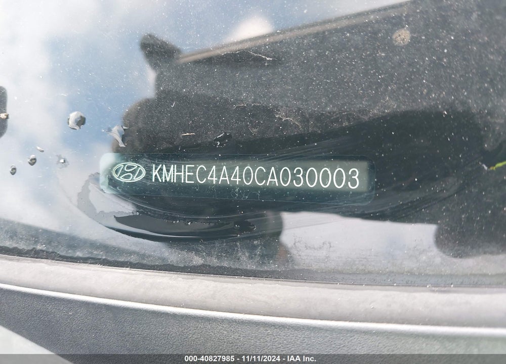 2012 HYUNDAI SONATA HYBRID VIN: KMHEC4A40CA030003